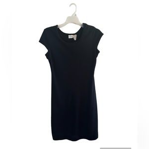 Knee length LBD women’s size small
